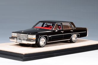 1:43 1983 Cadillac Sedan DeVille (Black)