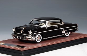 1:43 1954 Lincoln Capri (Black)