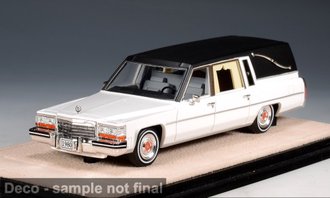 1:43 1980 Cadillac Superior Hearse (White/Black)
