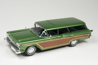 1959 Ford Country Squire (Green Metallic)