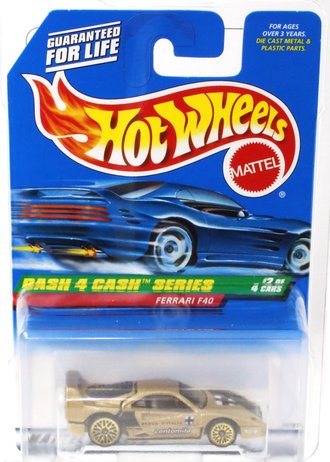 1:64 Ferrari F40 (Gold) 1:64 Ferrari F40 (Gold)