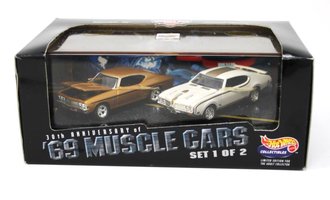 1:64 30th Anniversary of '69 Muscle Cars w/Olds 442 & Chevelle (2-Car Set) ***Loose Rubber Bands***