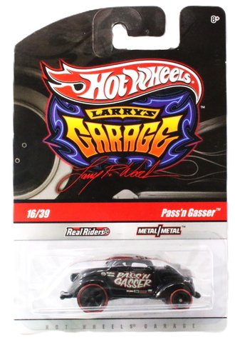 1:64 Hot Wheels - Larry's Garage - Pass'n Gasser (Black) 1:64 Hot Wheels - Larry's Garage - Pass'n Gasser (Black)