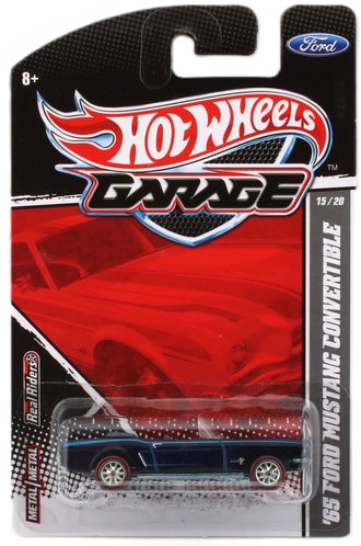 1:64 Hot Wheels Garage - 1965 Ford Mustang Convertible (Blue w/Gray Stripes)