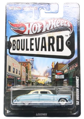 1:64 Boulevard - Legends - '52 Hudson Hornet (Baby Blue w/Beige Top)