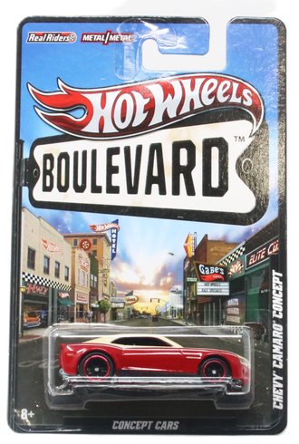 1:64 Boulevard - Concept Cars - Chevy Camaro Concept (Red/Beige w/Silver Stripes)