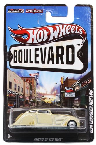 1:64 Boulevard - Ahead of Its Time - 1934 Chrysler Airflow (Beige) ***Blister Bubble Damage***