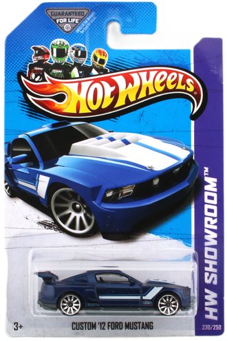 1:64 Custom 2012 Ford Mustang (Blue/White) 1:64 Custom 2012 Ford Mustang (Blue/White)