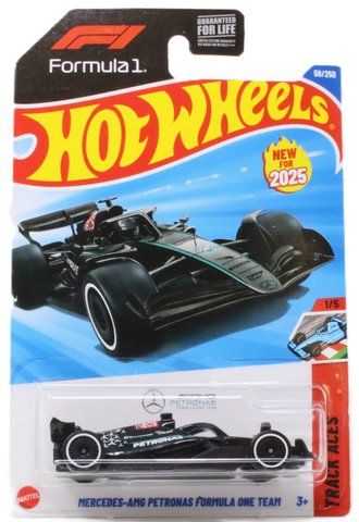 1:64 Mercedes-AMG Petronas Formula 1 Team