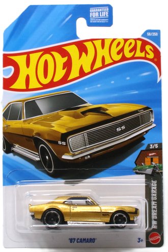 1:64 1967 Chevy Camaro (Gold)