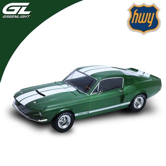 1:24 1967 Shelby GT500 (Dark Moss Green w/White Stripes)