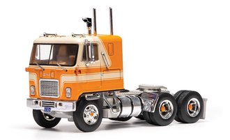 1:64 1970 GMC Astro 95 (Orange/White)