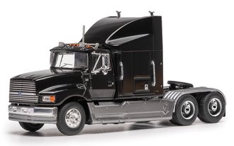 1:64 1990 Ford AeroMax 9000 (Black)