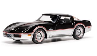 1:43 1978 Chevrolet Corvette C3 (Black/Silver)
