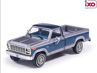 1:64 1980 Ford F-150 Ranger XLT Short Bed (Silver Metallic/Midnight Blue Metallic)