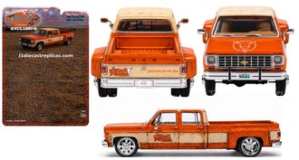 1:64 GMC Crew Cab Dually "Kulak & Sons 6" 1:64 GMC Crew Cab Dually "Kulak & Sons 6"