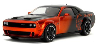 1:18 Pink Slips - 2015 Dodge Challenger SRT Hellcat Redeye Widebody (Orange/Black) 1:18 Pink Slips - 2015 Dodge Challenger SRT Hellcat Redeye Widebody (Orange/Black)