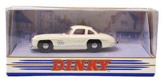 1:43 1955 Mercedes-Benz 300 SL Gullwing 1:43 1955 Mercedes-Benz 300 SL Gullwing