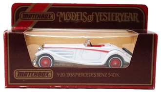 1:43 1938 Mercedes-Benz 540K Open Top (White/Red) 1:43 1938 Mercedes-Benz 540K Open Top (White/Red)