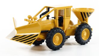 1:43 Snow Plow w/Salt Spreader *** Box Corner Damage *** 1:43 Snow Plow w/Salt Spreader *** Box Corner Damage ***