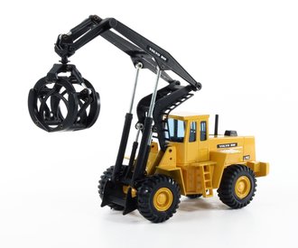 1:50 Volvo BM L160 High-Lift Log Loader 1:50 Volvo BM L160 High-Lift Log Loader