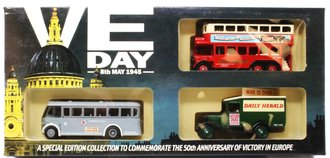 VE-Day Set of 3 - AEC Renown 1931 Double Decker Bus, Single Decker Bus & Panel Delivery Van VE-Day Set of 3 - AEC Renown 1931 Double Decker Bus, Single Decker Bus & Panel Delivery Van