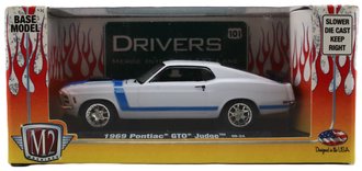 1:64 1969 Pontiac GTO Judge (White/Blue)