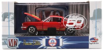 1:64 1966 Shelby GT350H (Red w/Gold Stripes)