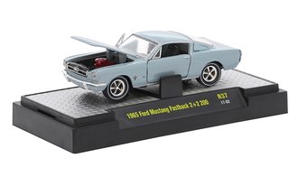 1965 Ford Mustang Fastback 2+2 200 (Silver Blue Metallic)