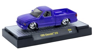 1:64 1995 Chevrolet S10 Pickup Truck (Blue) 1:64 1995 Chevrolet S10 Pickup Truck (Blue)