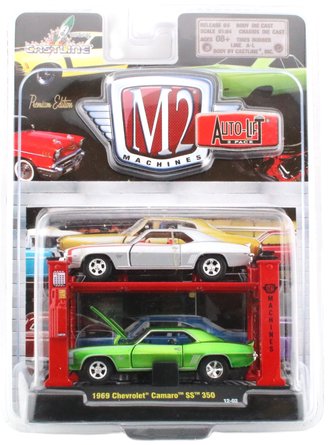1:64 Auto-Lift 2-Pack - 1969 Chevrolet Camaro SS 350 (Silver & Green)