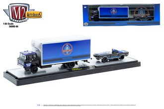 1:64 1966 Ford C-950 w/1968 Shelby GT 500 KR (Black/Blue)