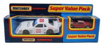 1:43 Ford Mustang #28 "Motul" w/#44 Bonus Car