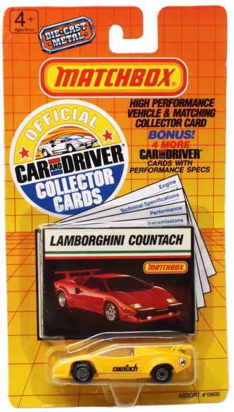 1:64 Car & Driver - Lamborghini Countach (Yellow)