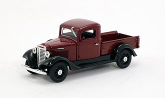 1934 International Harvester Pickup Truck (Maroon)
