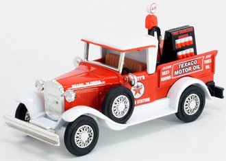 1:43 1930 Ford Model A Pickup "Texaco" w/Air Pump & Oil Rack