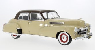 1:18 1941 Cadillac Fleetwood Series 60 Special Sedan (Beige/Brown) 1:18 1941 Cadillac Fleetwood Series 60 Special Sedan (Beige/Brown)