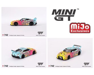1:64 LB-Silhouette Works GT Nissan 35GT-RR Ver.1 LBWK KUMA