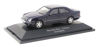 1:43 2000 Mercedes-Benz E-Class Avantgarde (Black)