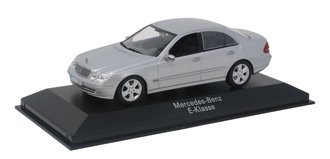 1:43 2003 Mercedes-Benz E-Class 4-Door Sedan (Brilliant Silver Metallic)