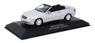 1:43 2004 Mercedes-Benz CLK-Class Cabriolet Top Down (Brilliant Silver Metallic)