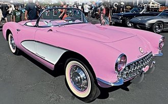 1:18 1956 Chevrolet Corvette Convertible (Pink/Beige) 1:18 1956 Chevrolet Corvette Convertible (Pink/Beige)
