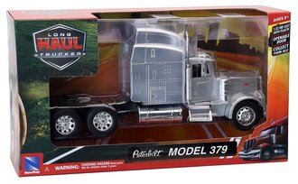 1:32 Peterbilt Model 379 Sleeper Tractor (Silver)