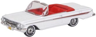 1:87 1961 Chevrolet Impala Convertible (White/Roman Red)