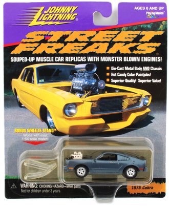 1:64 1976 Cobra (Gray) 1:64 1976 Cobra (Gray)