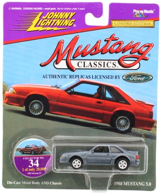 1:64 1988 Mustang 5.0 (Gray) 1:64 1988 Mustang 5.0 (Gray)