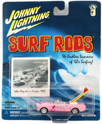 1:64 1965 Ford Mustang Convertible (Light Pink) 1:64 1965 Ford Mustang Convertible (Light Pink)