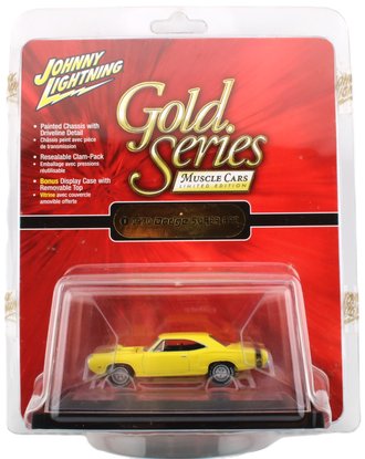 1:64 1970 Dodge Super Bee (Yellow) 1:64 1970 Dodge Super Bee (Yellow)