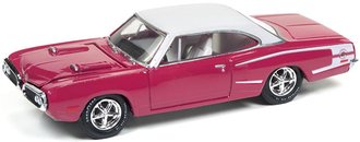 1970 Dodge Super Bee (Panther Pink/White)