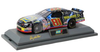1:43 Kenny Wallace 1998 Square D/Lightning Ford Taurus #81